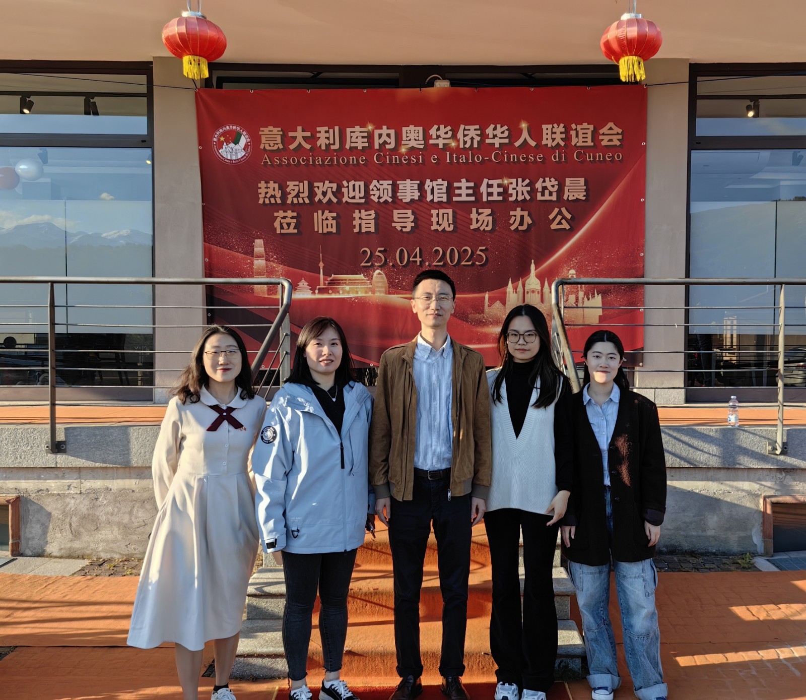 微信图片_20250425232420_副本.jpg