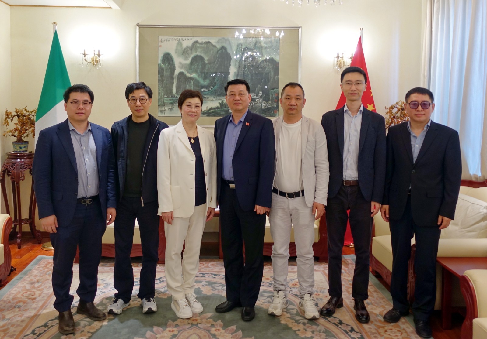 微信图片_20250430173754_副本.jpg
