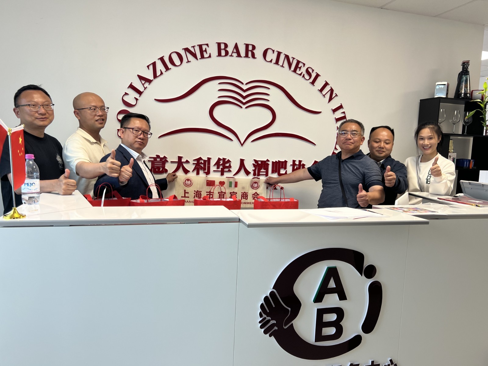 微信图片_20250521142129_副本.jpg