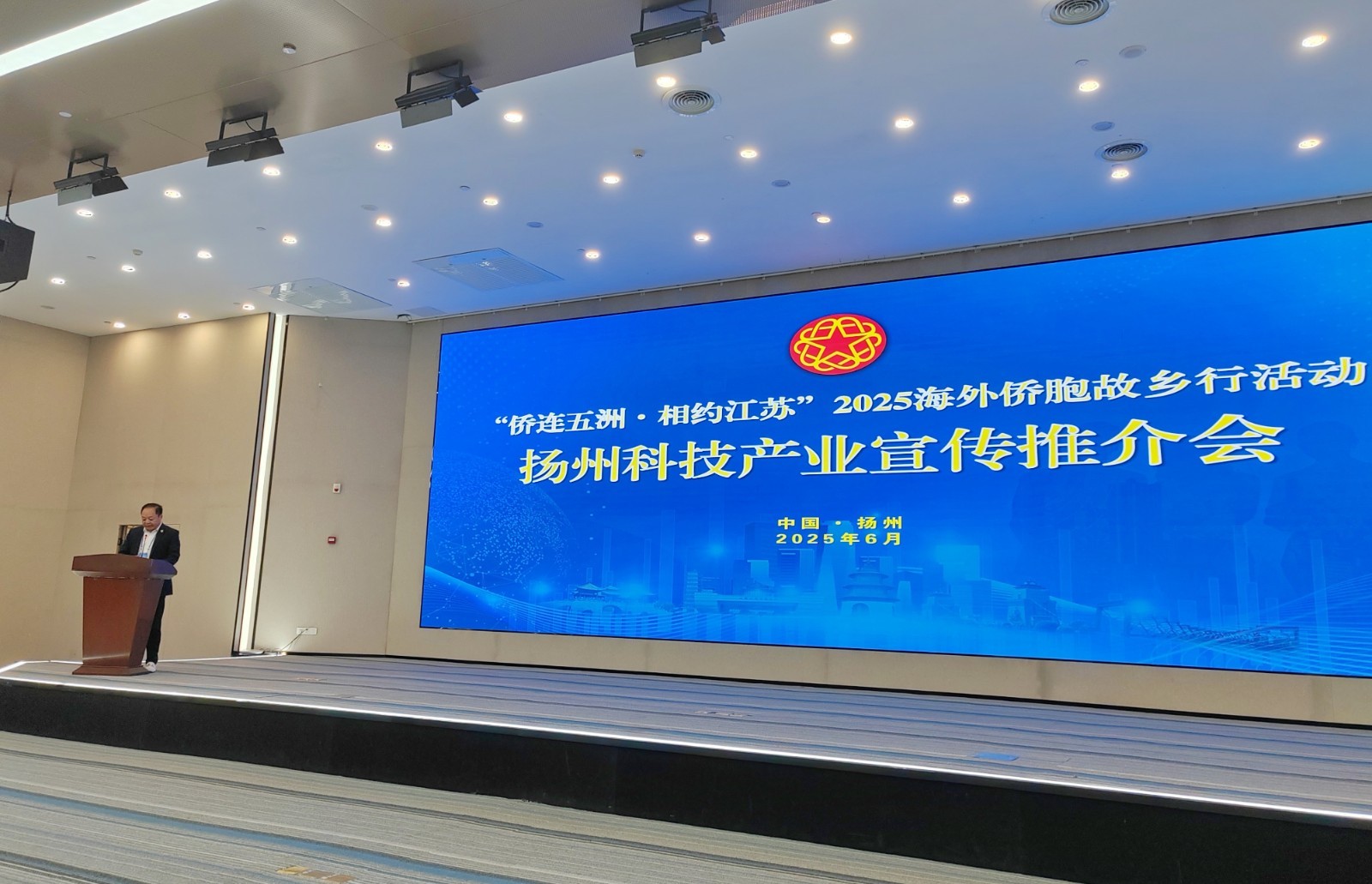 ea936eee21e557aaf7fcc8a83b18ca3_副本.jpg