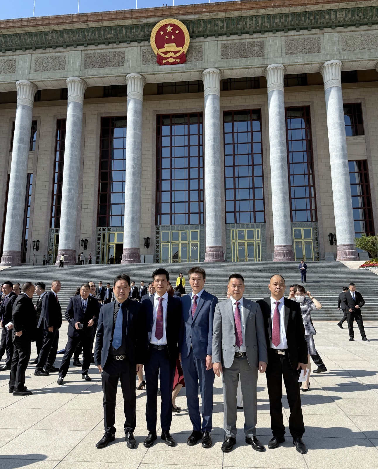 微信图片_20250928170155_副本.jpg