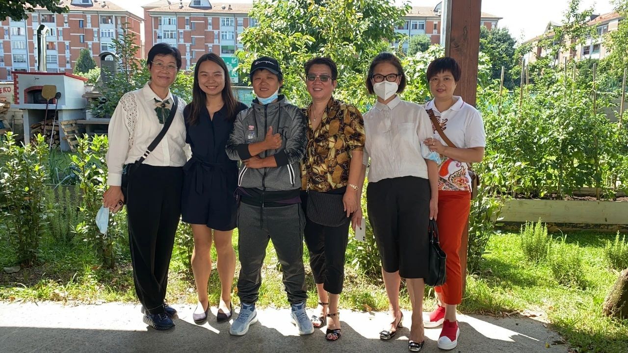 【回顾】曾流落米兰街头的中国女留学生回归，老父喜极而泣…… 