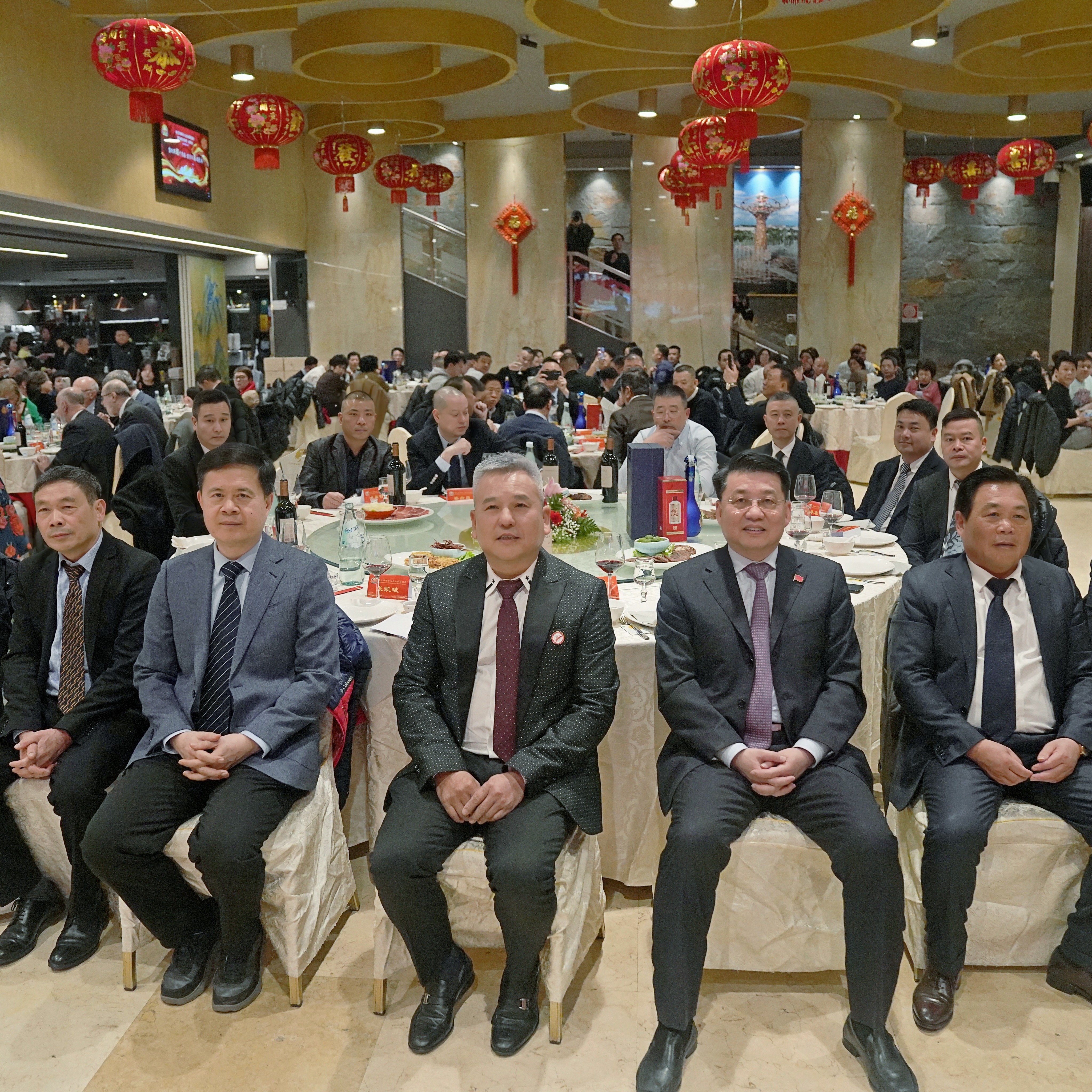  意大利米兰华侨华人企业家联谊会成功举办喜迎蛇年新春团拜会 