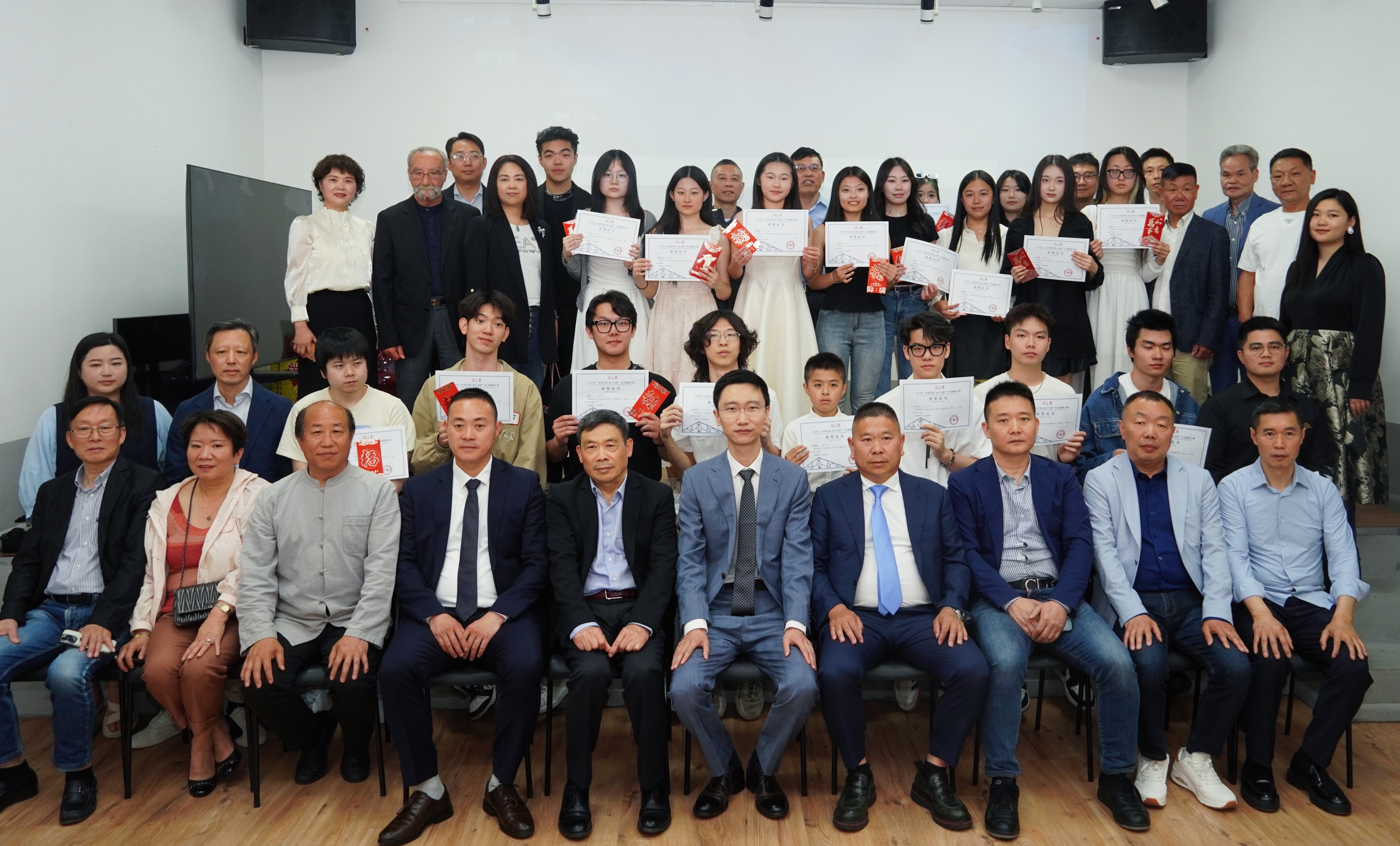  2025“文化中国·水立方杯”中文歌曲大赛米兰赛区圆满落幕 